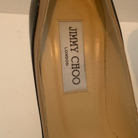 Jimmy Choo Warm Beige Leather and Black Patent Pumps Heels - Picture 3 of 9